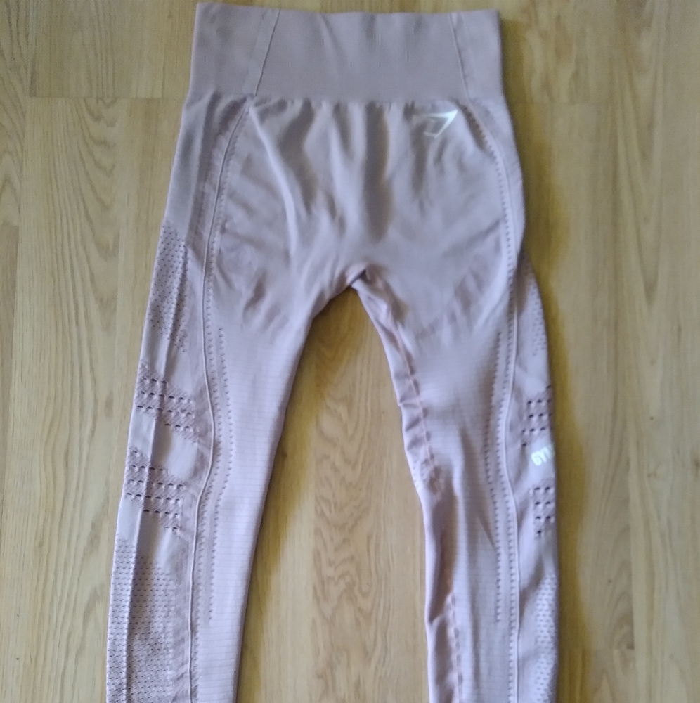 Gymshark Flawless Seamless Leggings, Size Small